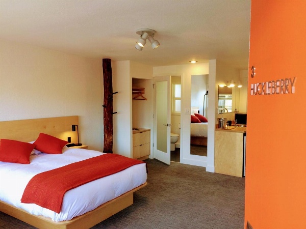 Heliotrope Hotel image 1